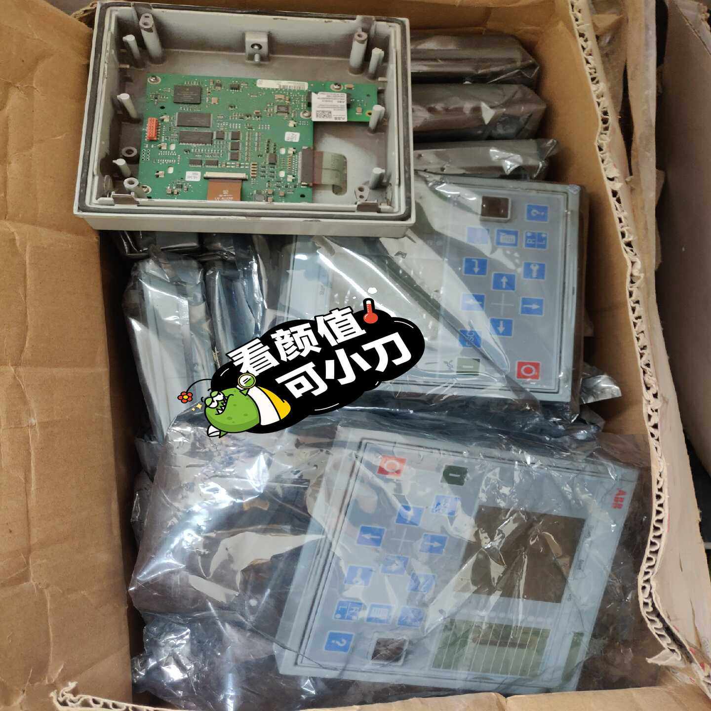 ABB综合保护继电器面板DIS0012  议价【侨报商行】