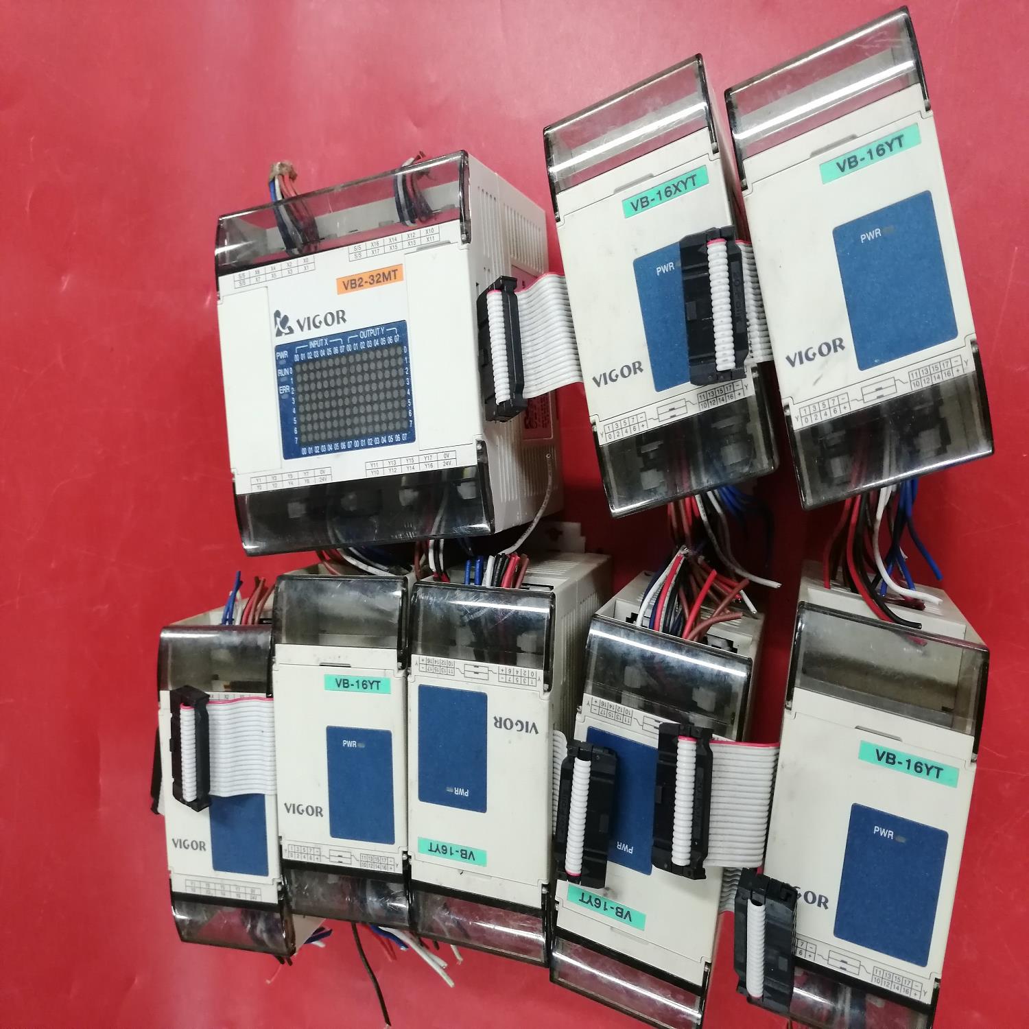 二手拆机 PLC控制器 VB2-32MT-DI 成色漂亮现货