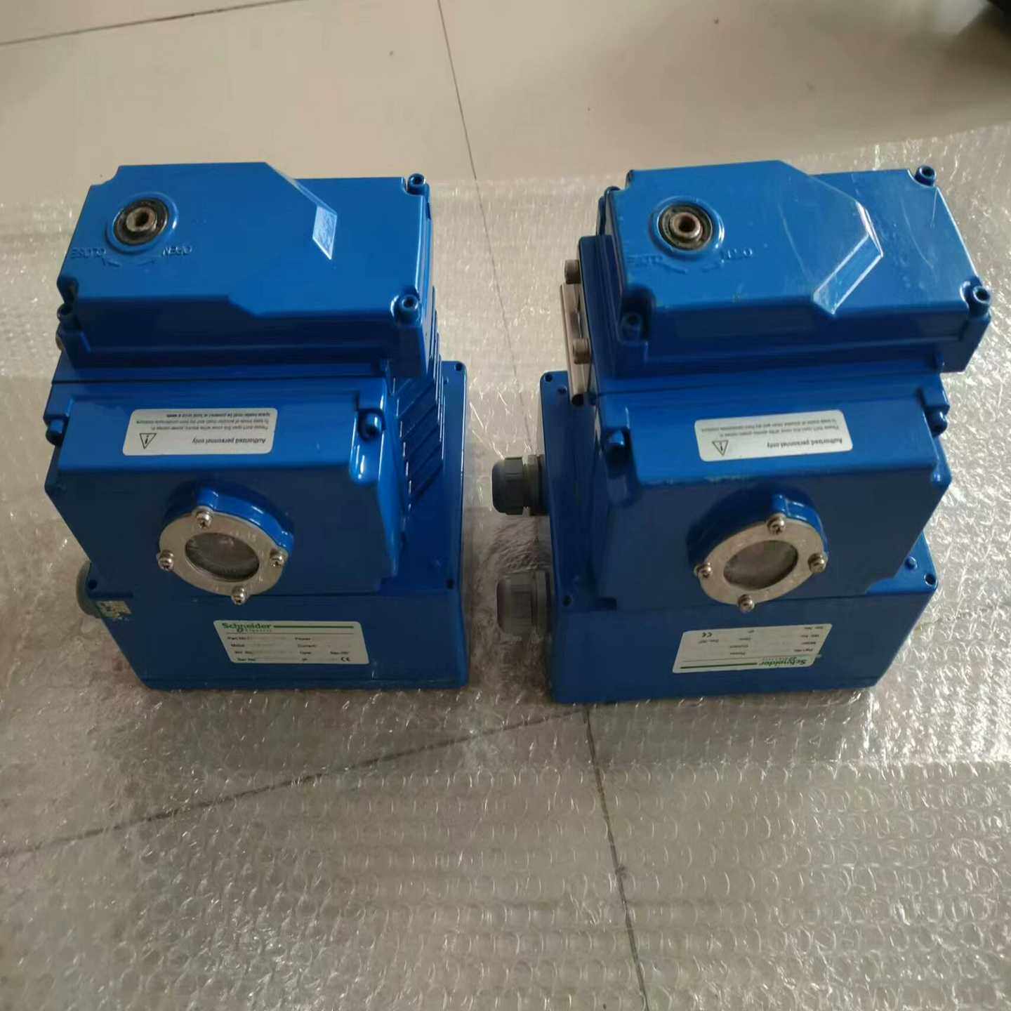 MF0080-230M施耐德电动蝶阀执行器，单位拉来的，实图--议价商品