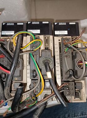 【议价】安川伺服驱动器400WSGDV-2R8A01A，有几个，成