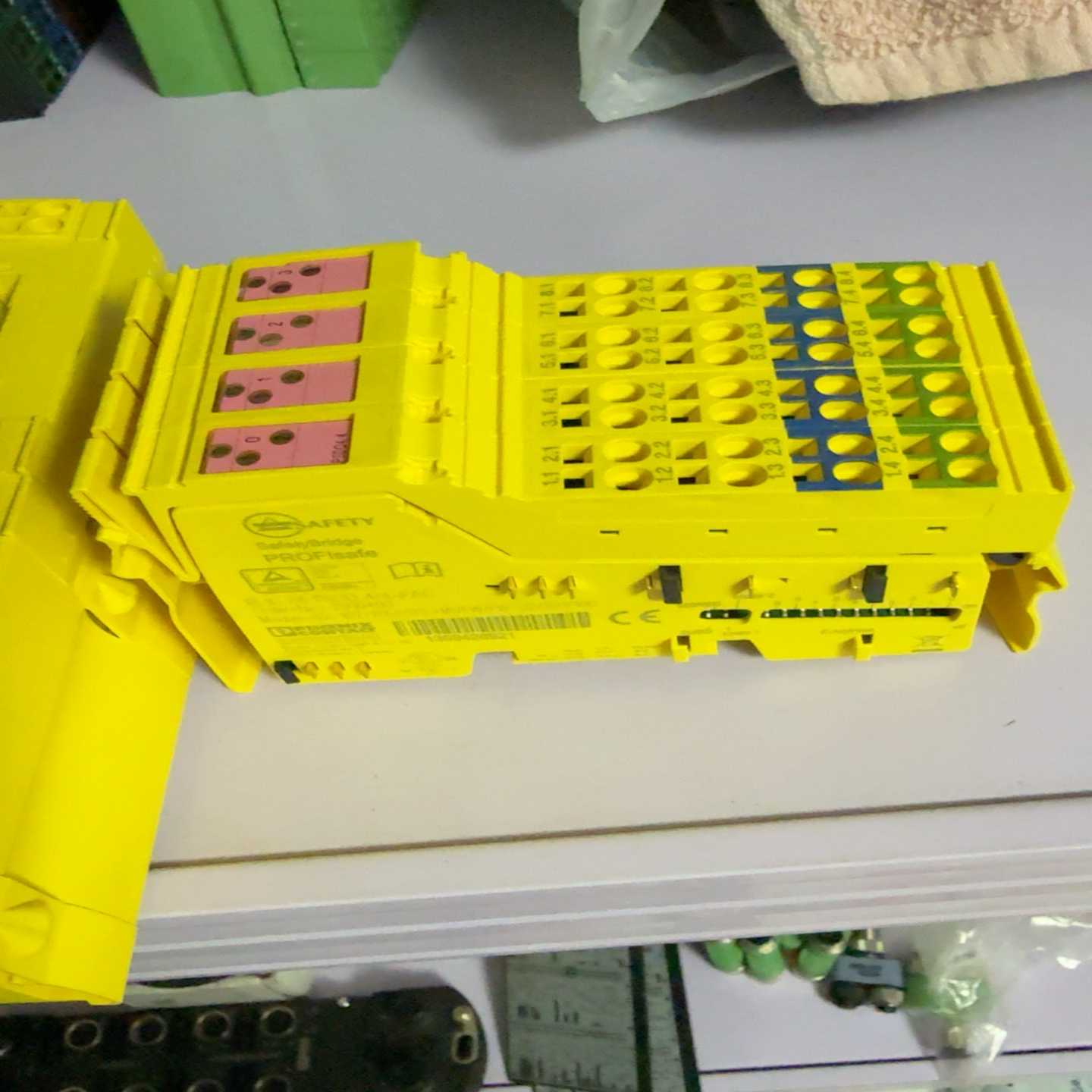 议价菲尼斯模块IIL24O4-现货/维修