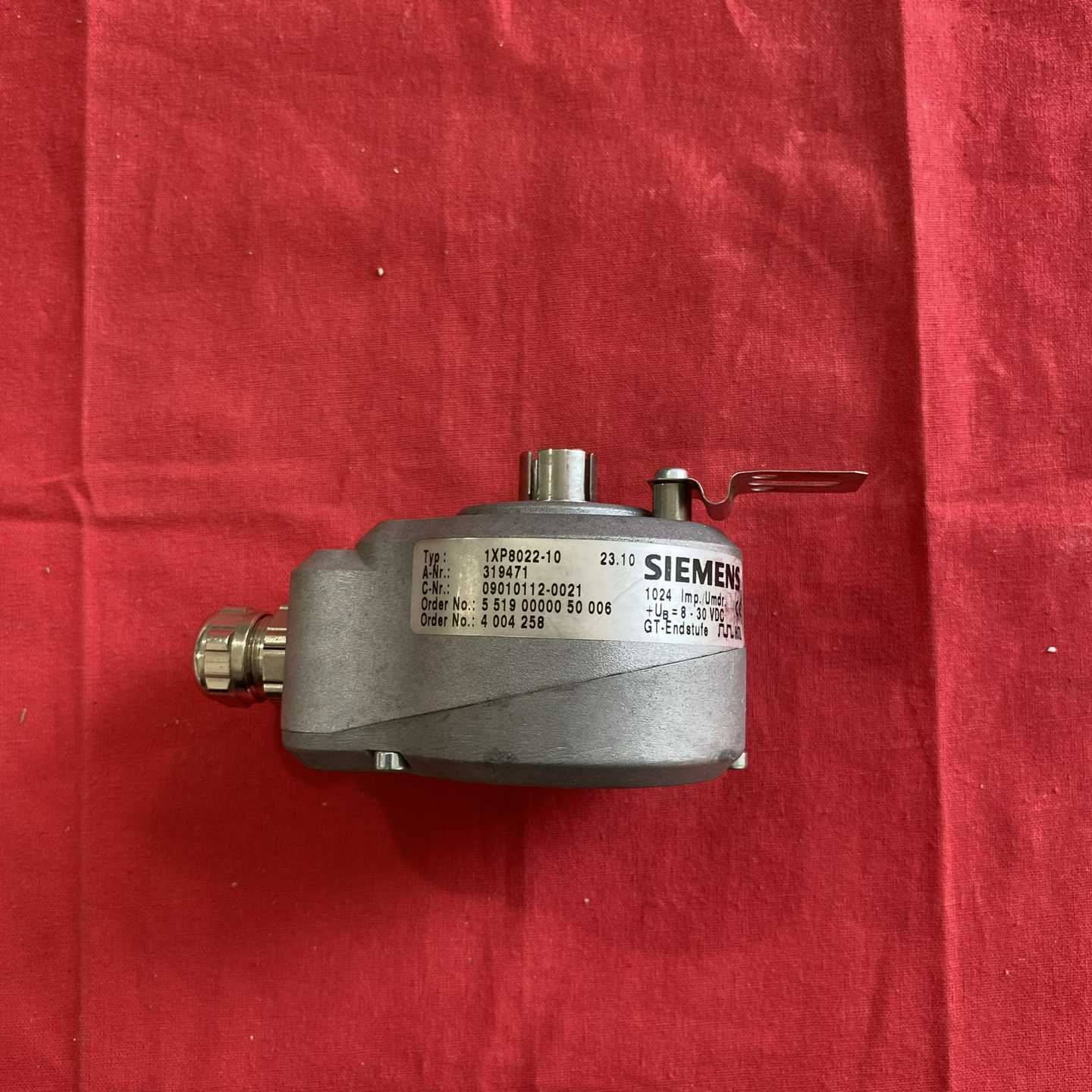 西门子编码器1XP8022-10，型号1024，电压8-30--议价商品