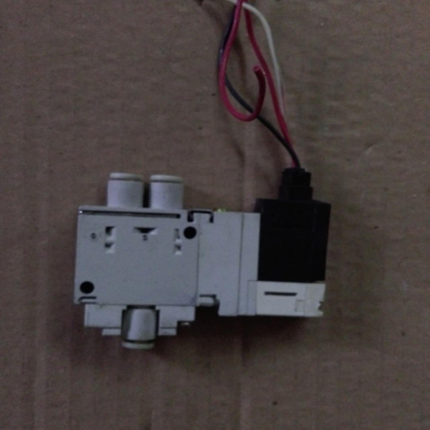 原装拆机SMC电磁阀 VQ1261-5MB-C4SY3120-5LZ-M5-F2-Q 实图 包好