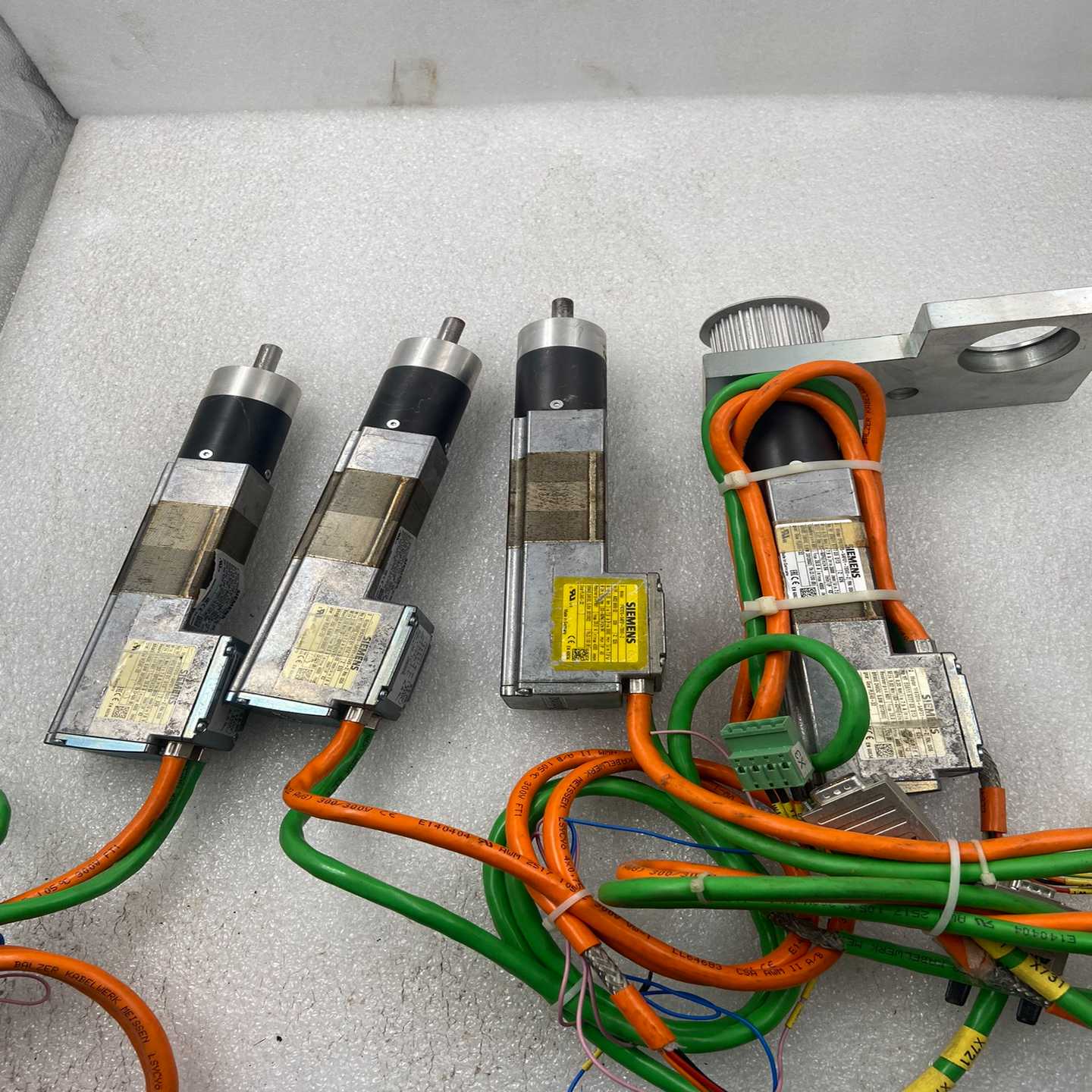 伺服电机1FK7015-5AF01-7SV0-Z询价