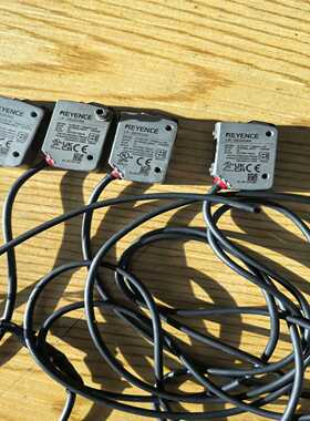 基恩士KEYENCELR-ZB250AN激光传感器，原装正