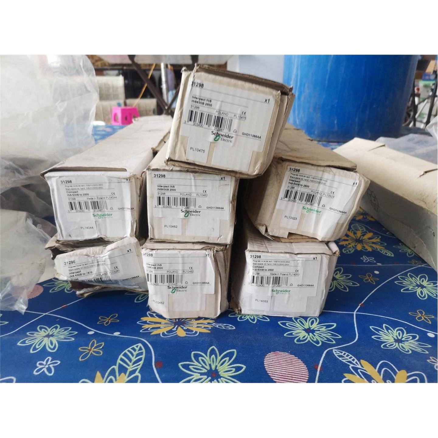 断路器31298手柄INS20002500手柄INV