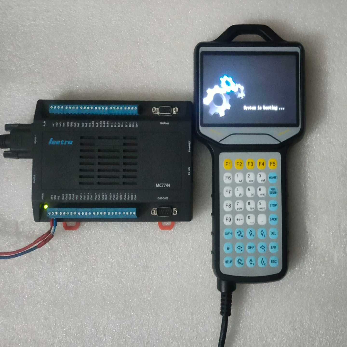 议价leetro乐创六轴点胶控制器十手柄一套！