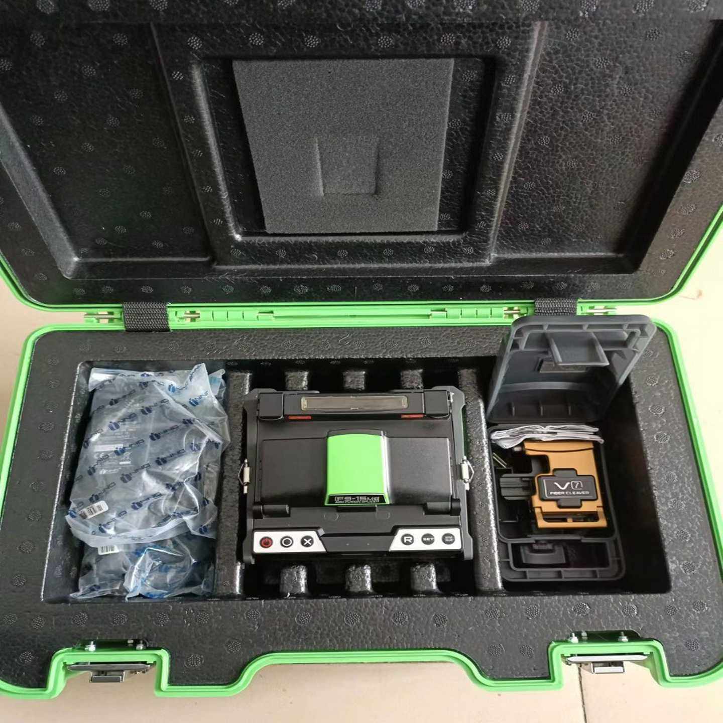 一诺15m触摸屏，光纤熔接机触摸屏，单个不包邮，五个以上包--议