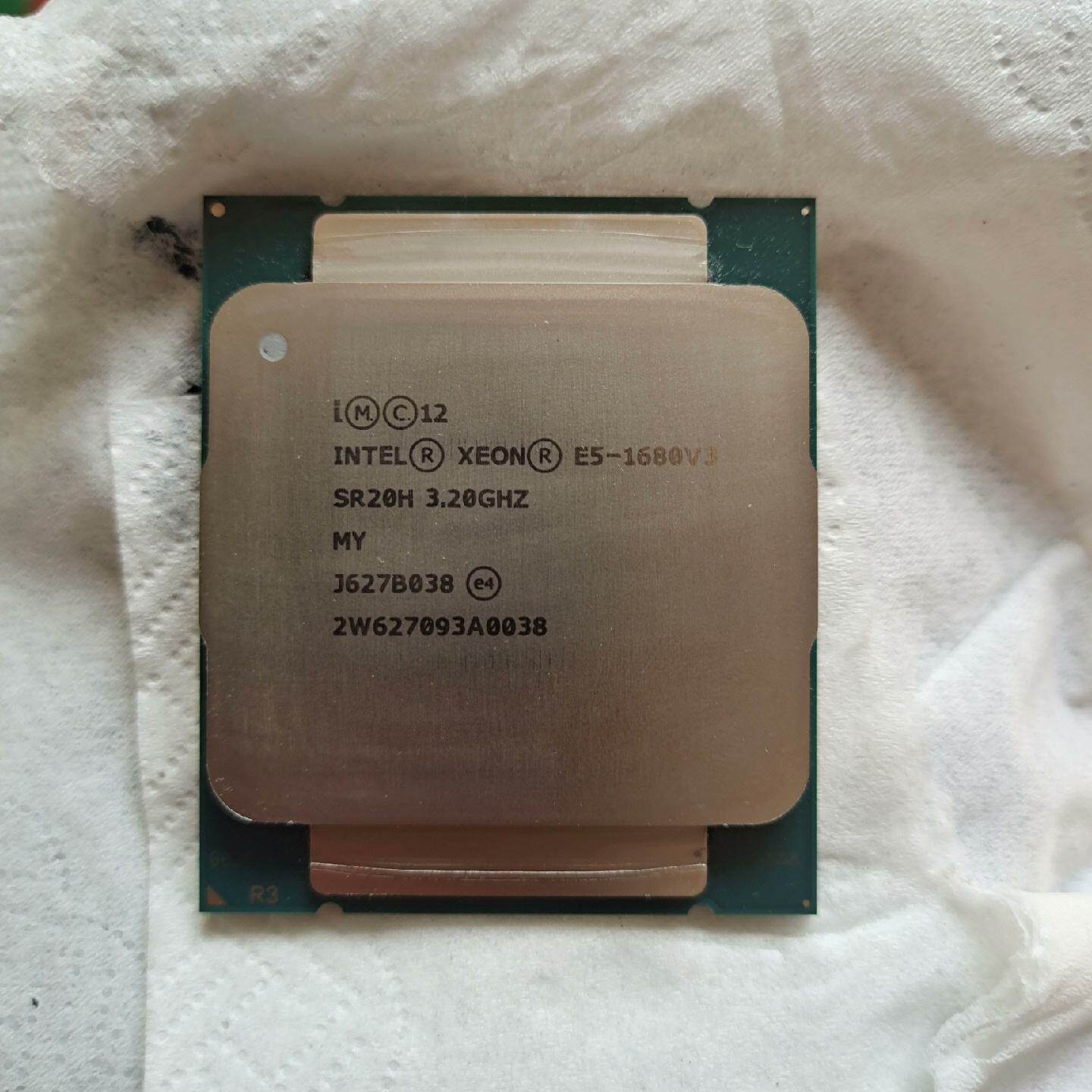 《议价》E51680V3正式版拆机8核16线程3.2g