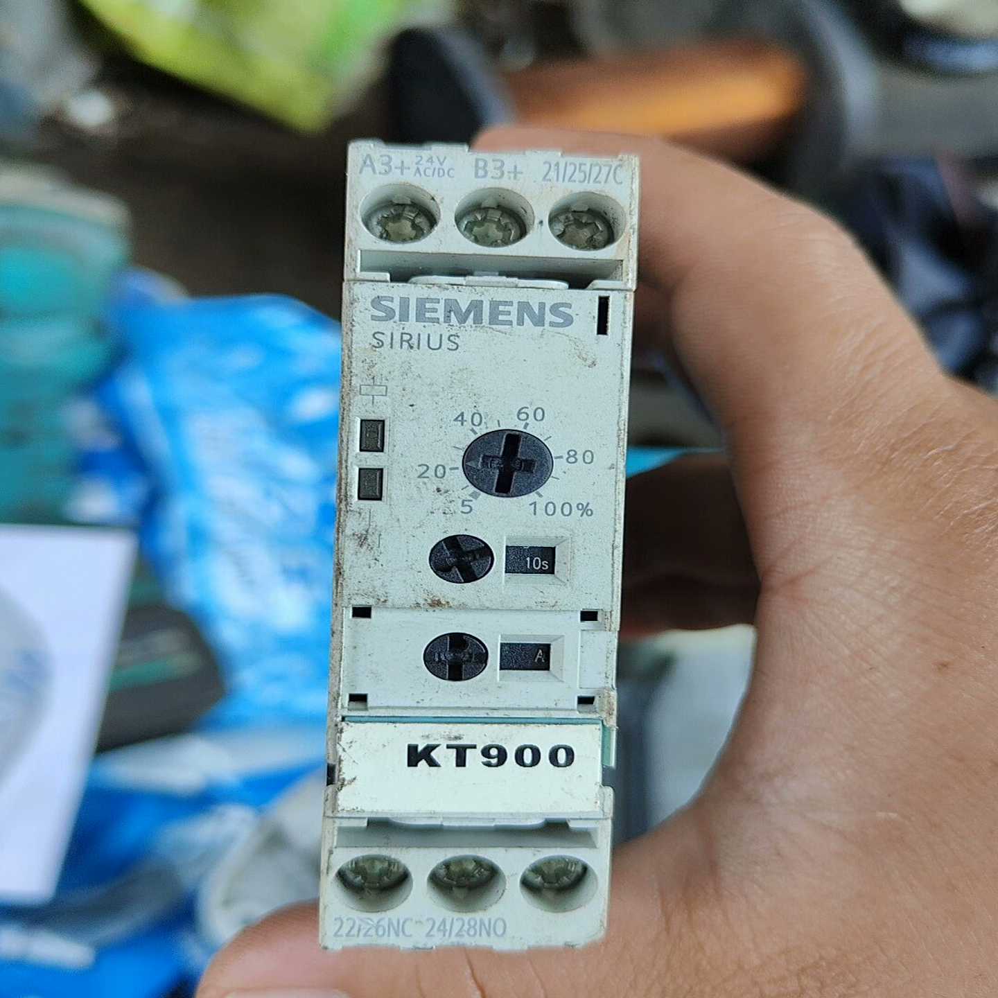 拆机西门子时间继电器3RP1505-1BQ30实物拍摄具体--议价商品