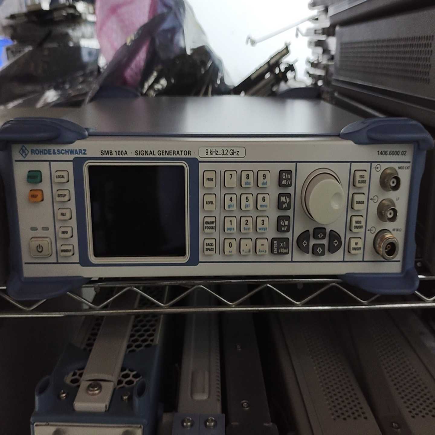 罗德与施瓦茨SMB100A信号发生器，频率范围9kHz到3--议价商品