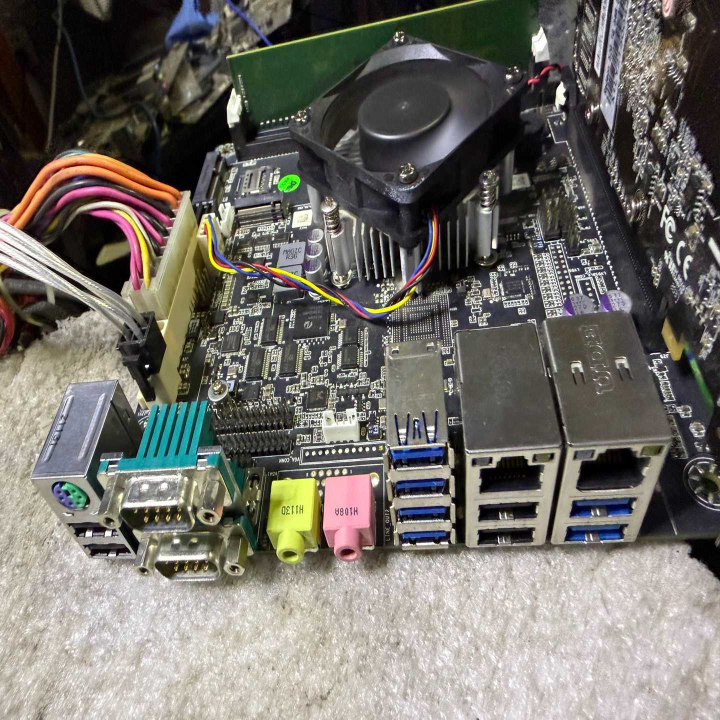 议价ft2000主板长城工控机拆的！