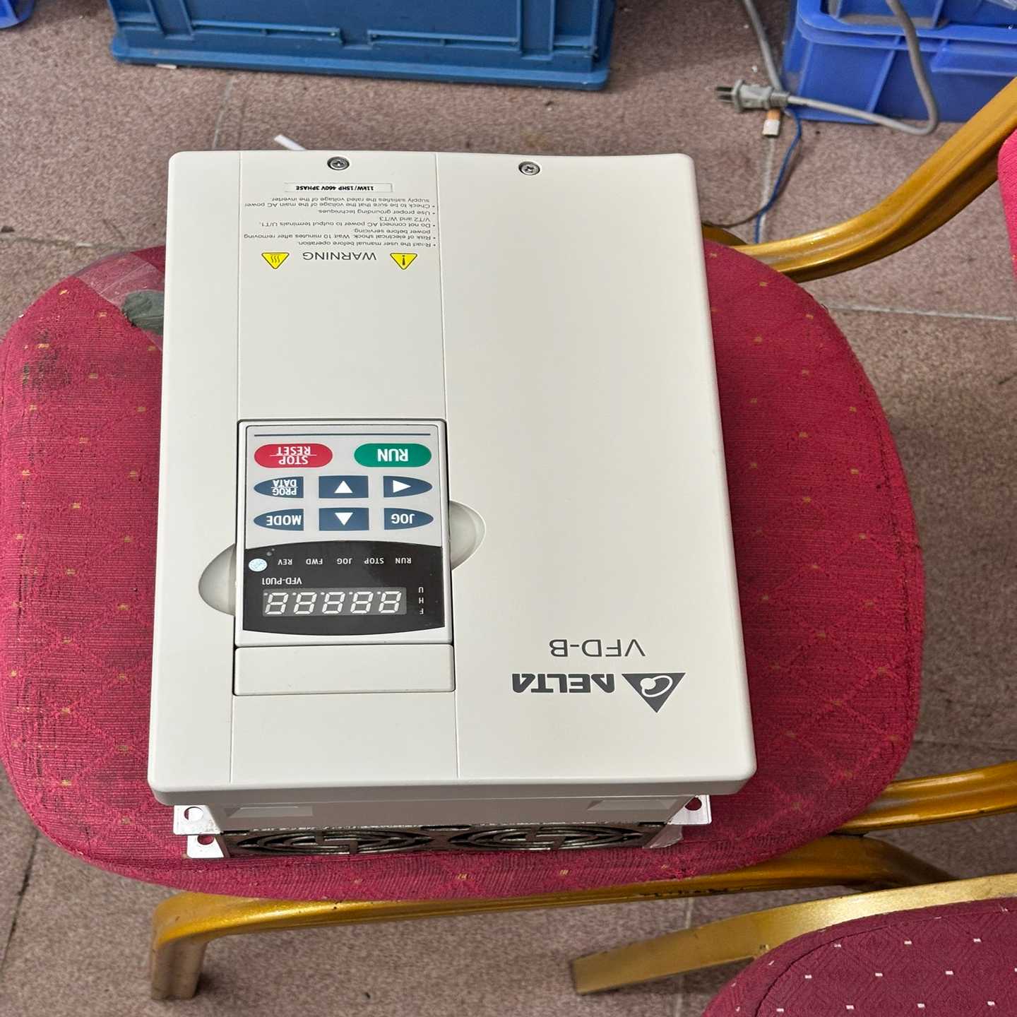台达变频器11KW，VFD110B43A--议价商品