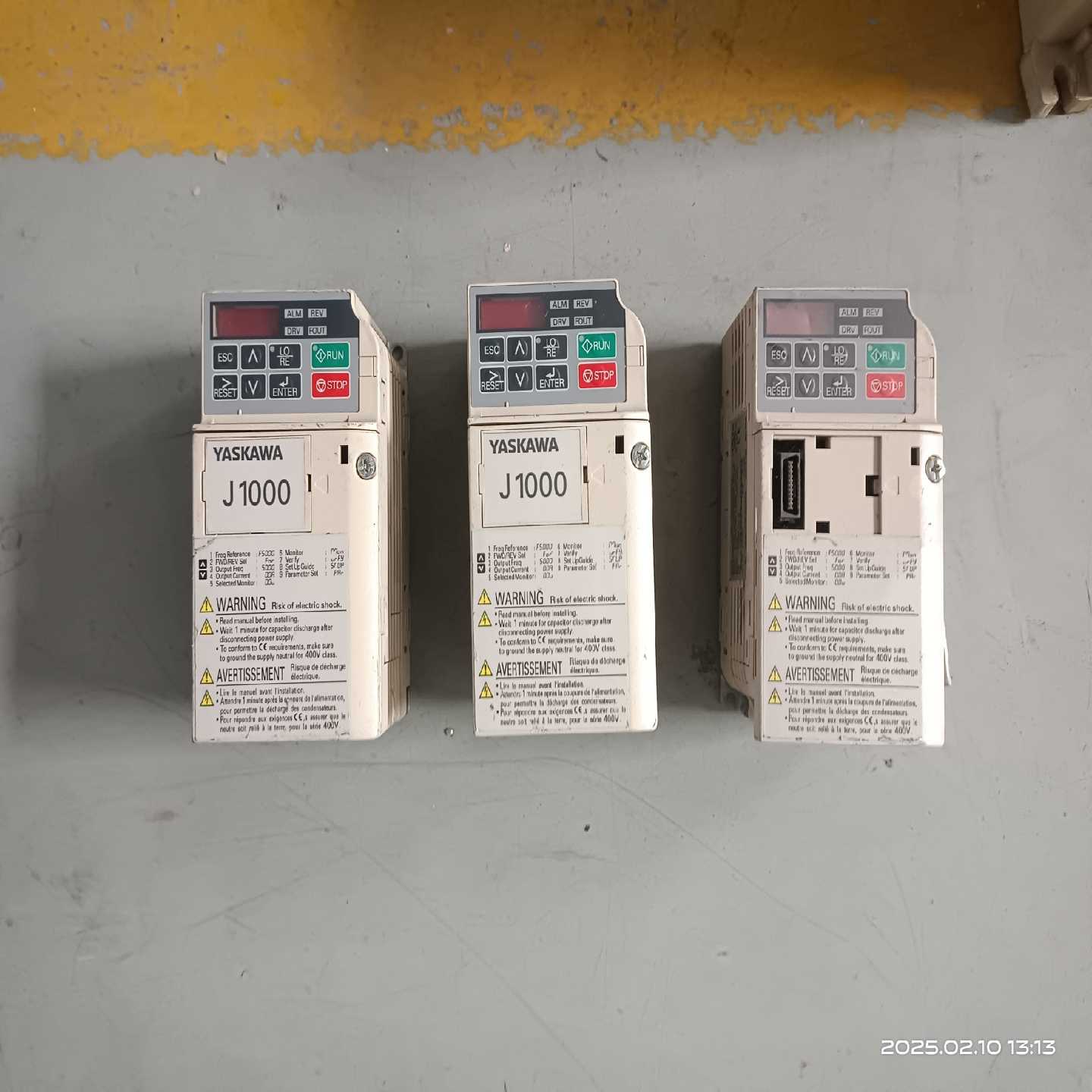 询价安川变频器ClMR-JCBA0002BAA0.25Kw