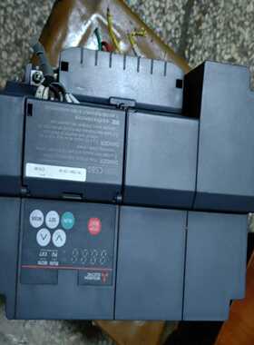 三菱变频器FR-CS84–120-60，功率18.5A，5.-议价