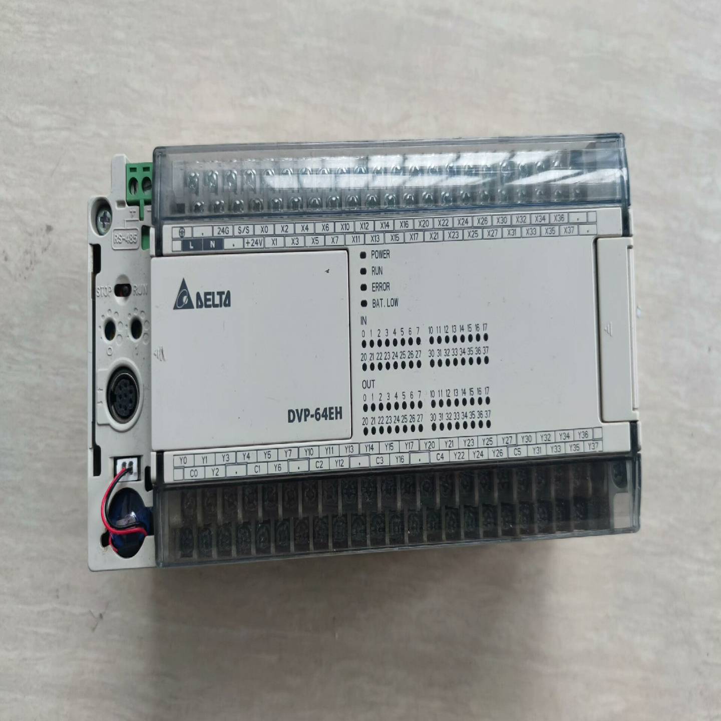 台达PLCDVP64EH00R3成色实物图，功能正常询价