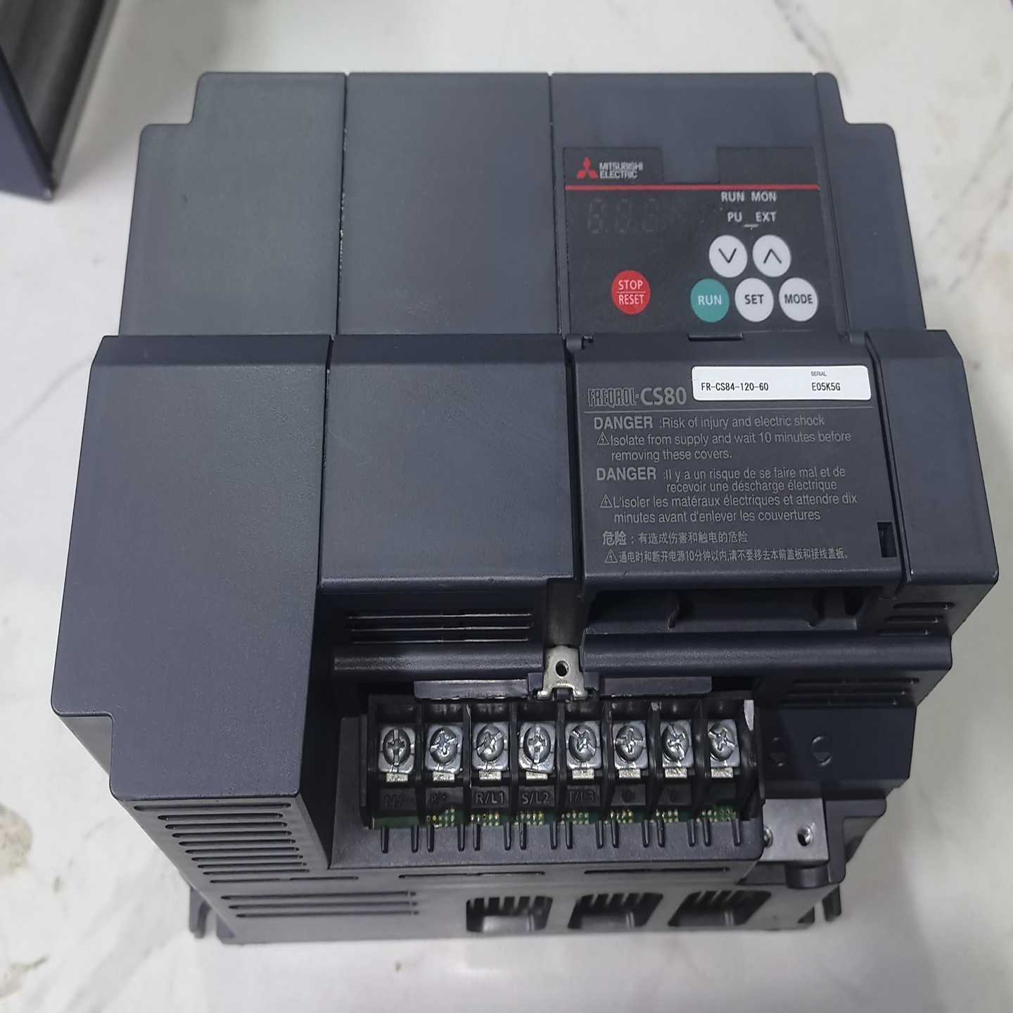 询价进口三菱变频器CS80系列FR-CS84-120-60