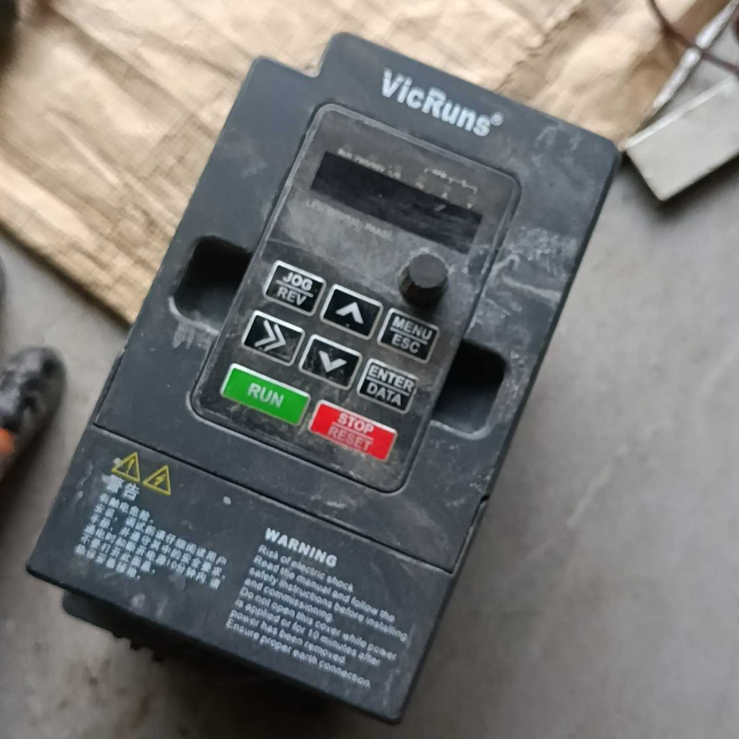 沃森变频器VD100A－4T－1.5G。实物拍照。功能。询价