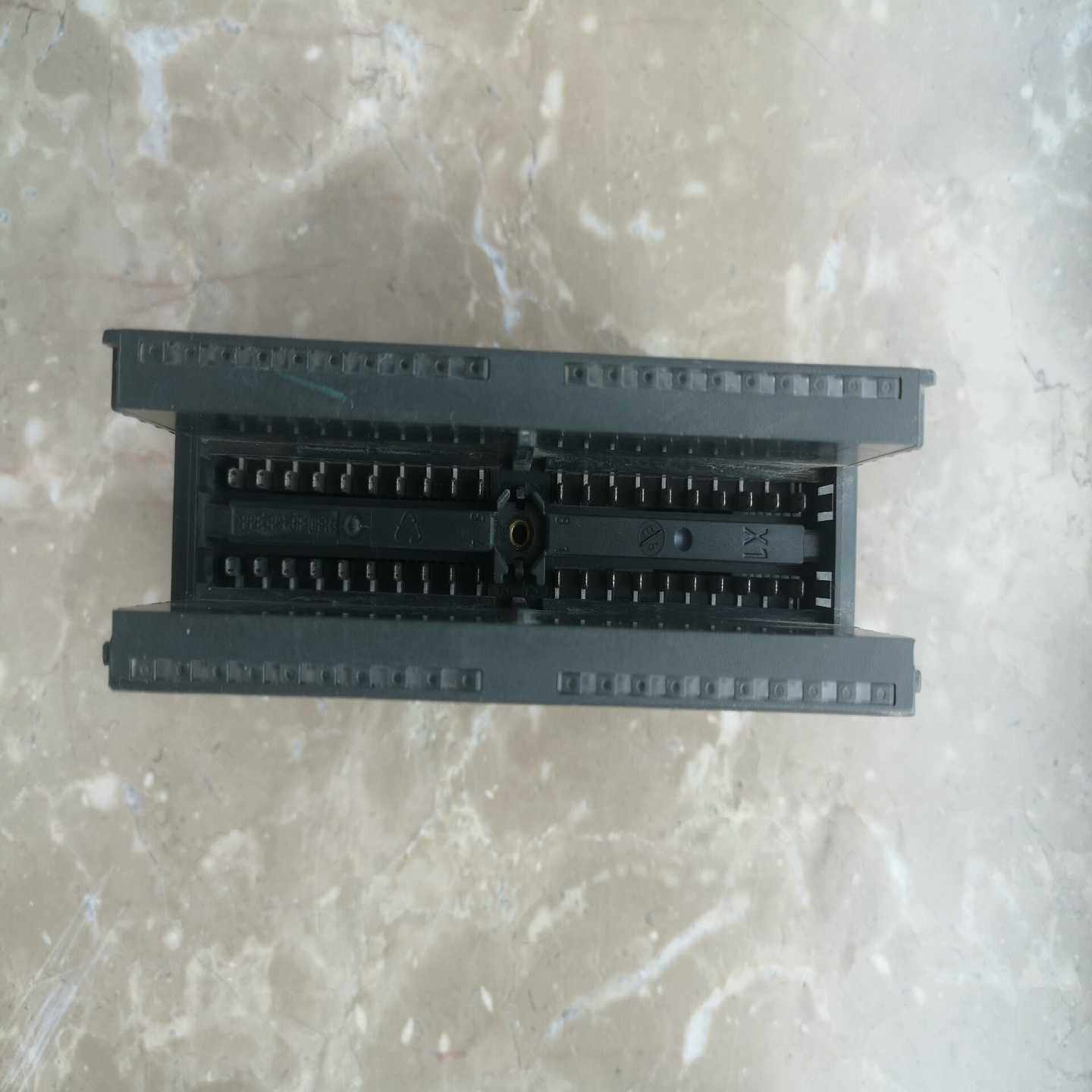 【议价】331-1KF02功能正常已测试，外壳破损，板子成色好，质保