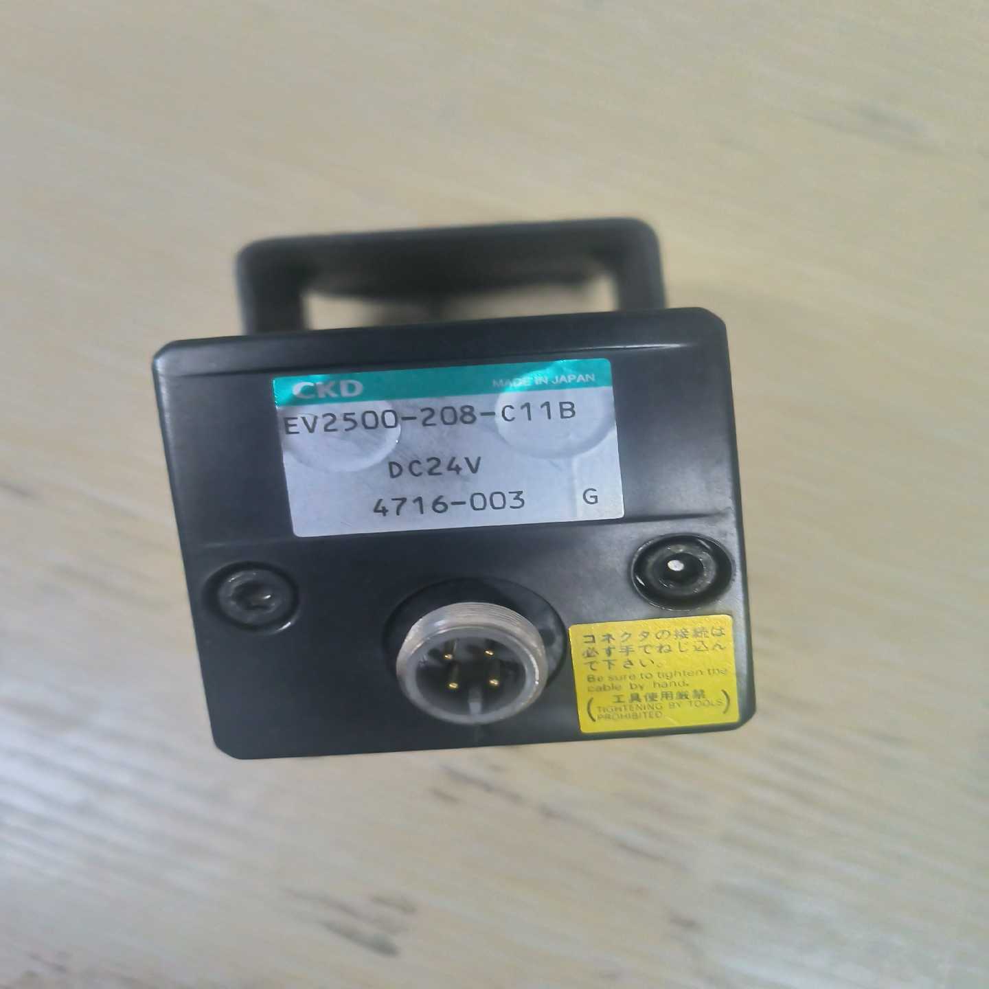 CKD电空转换器EV2500-208-C11B，DC24V--议价商品
