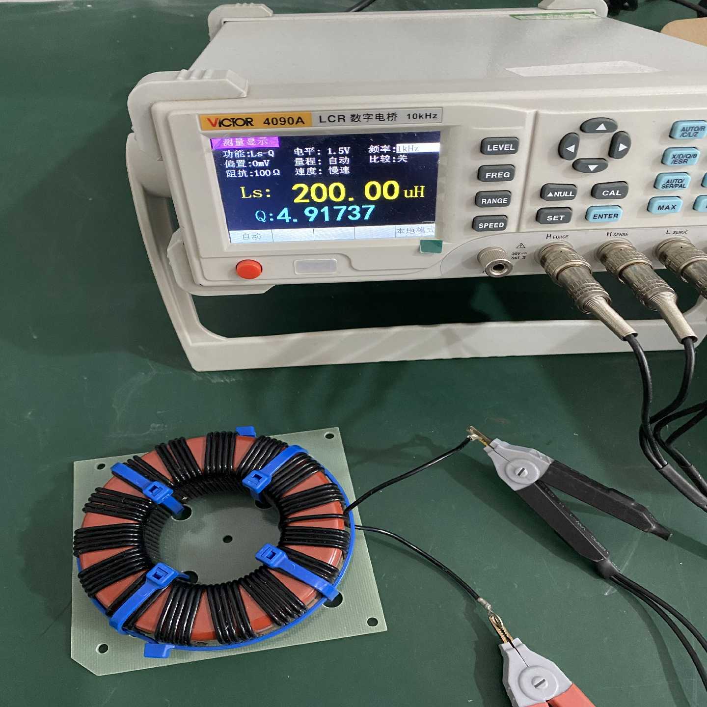 射频滤波鉄氧电感200uh/4.91Q值~询价