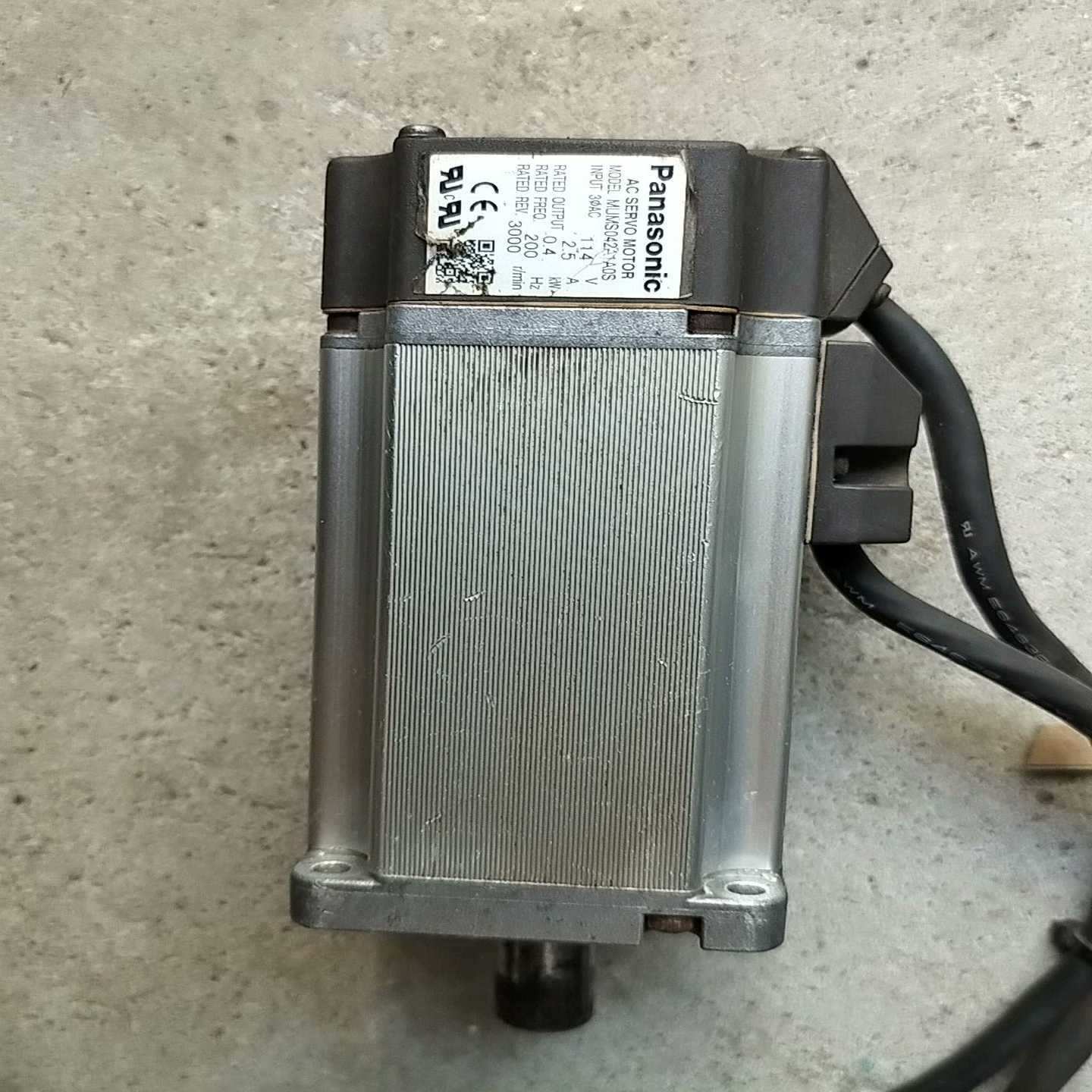 松下伺服电机MUMS042A1A0S，0.4KW，成色如图，一议价商品