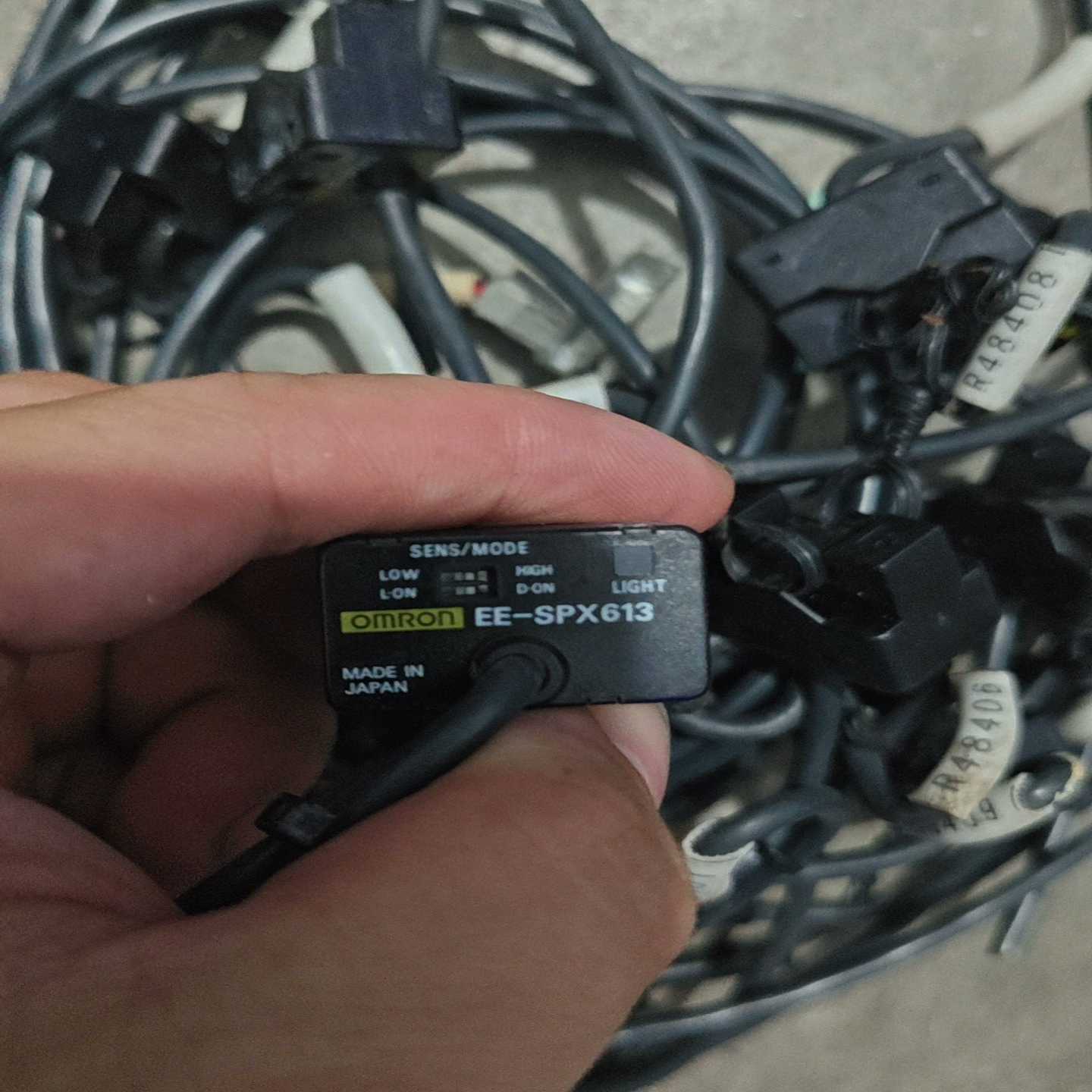 议价20个欧姆龙液位传感器EE-SPX613、成色实拍、原装拆机