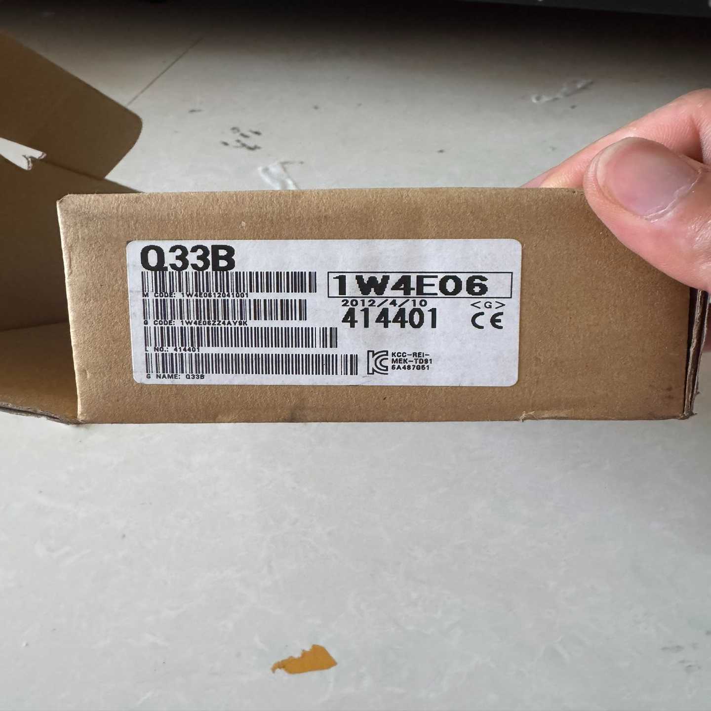 三菱PLC模块Q33B，全新原装正品，带原厂包装盒，型号1W--议价商