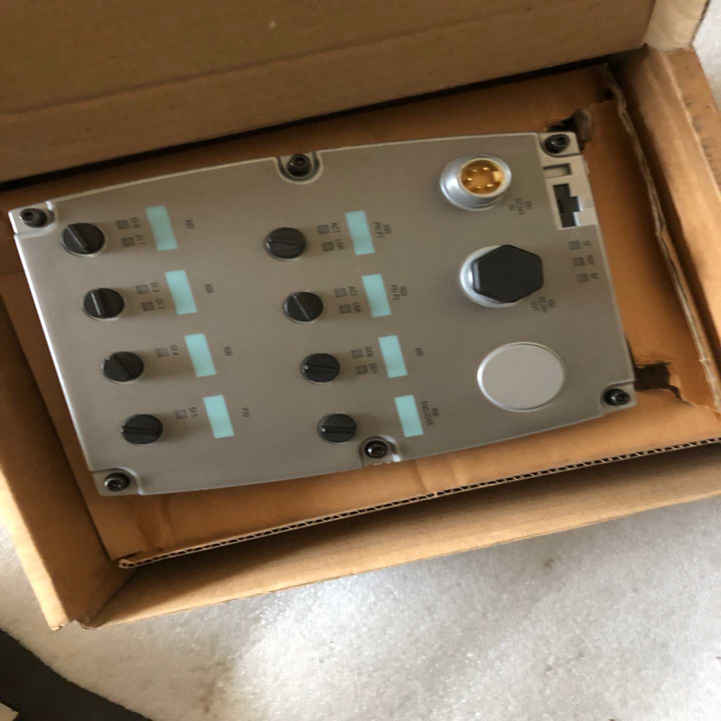 咨询-6SL3544-0FA20-1FA0。实物图新