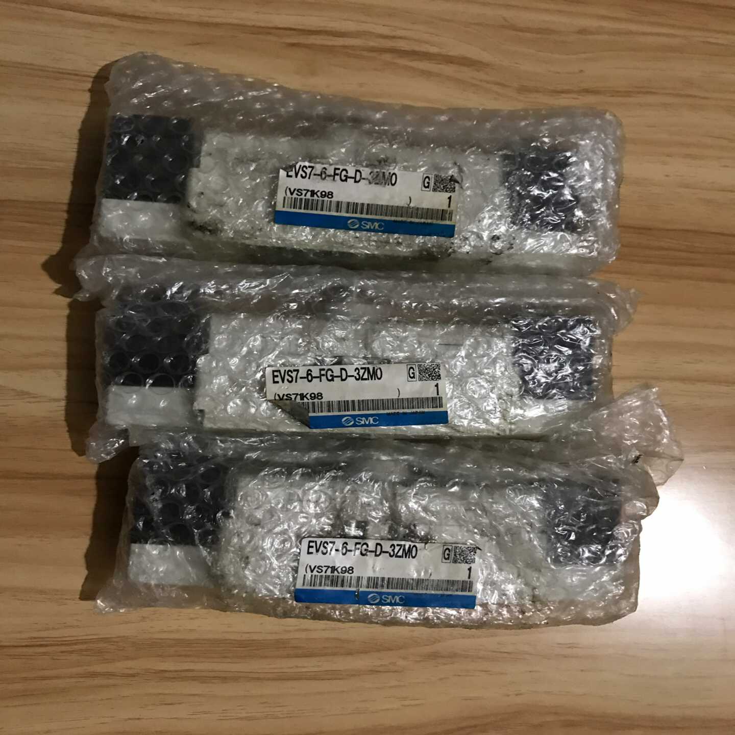 全新SMC电磁阀EVS7-6-FG-D-32M0成色如图，实--议价商品
