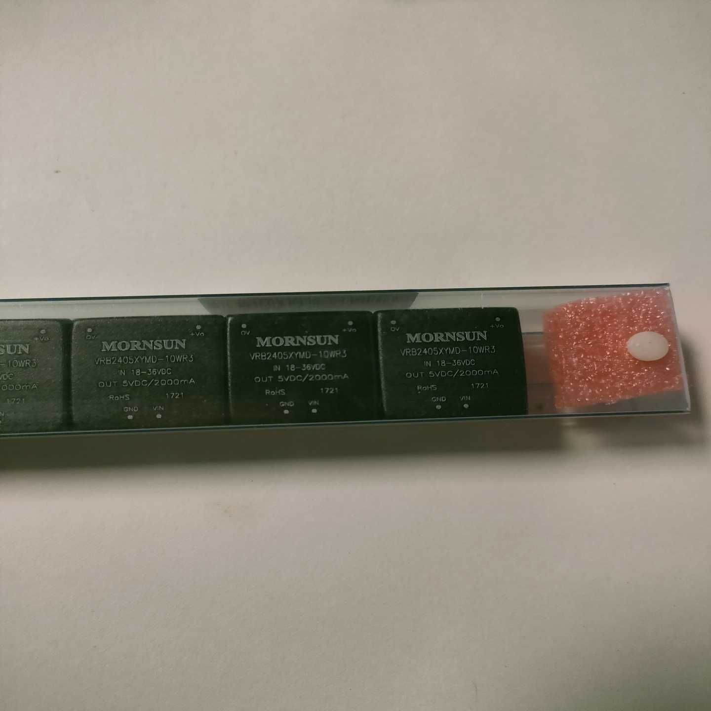 议价VRB2405XYMD-10WR3全新原装现货几百个