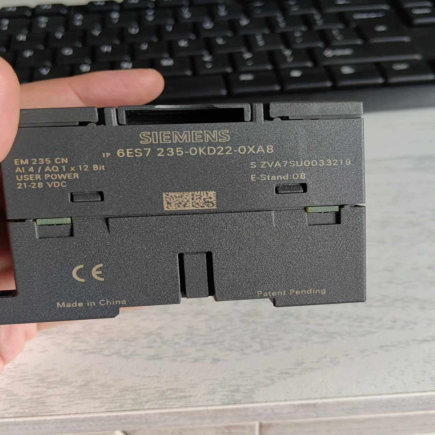 成色很好6ES7235-0KD22-0XA8，实物拍摄放心购--议价商品