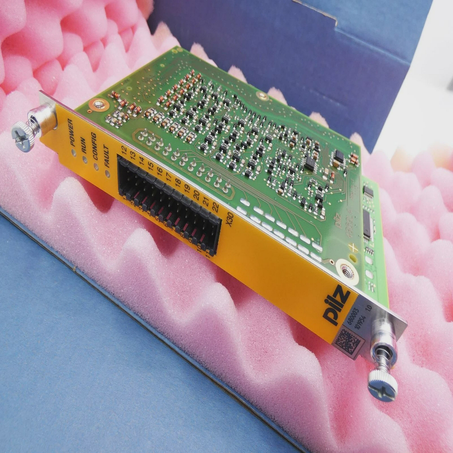 PilzPMCprotegoS2Danaher680003E-Stand:1.04869L44753L4