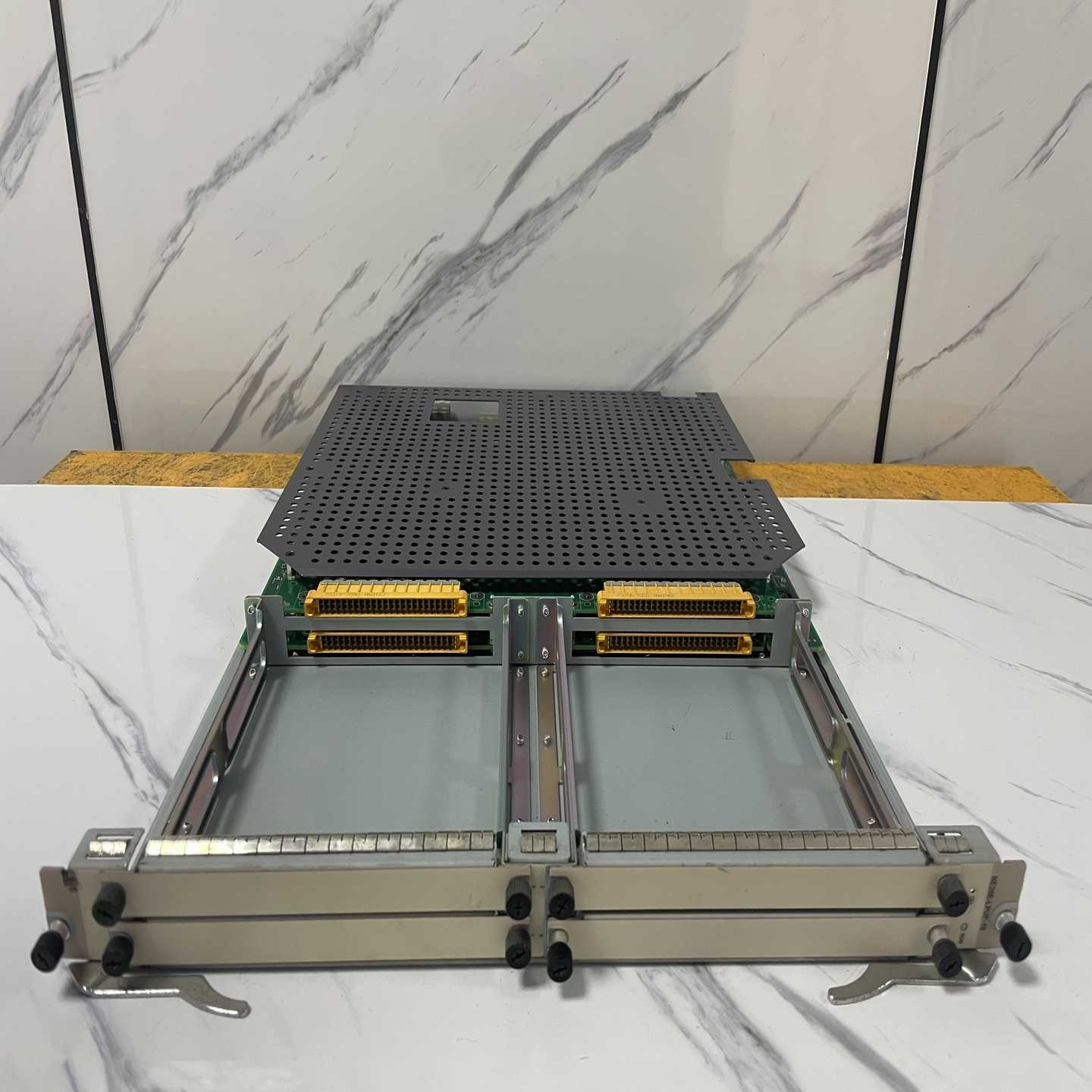 灵活插卡线路处理板(LPUF-10,4个子槽位)030384~询价