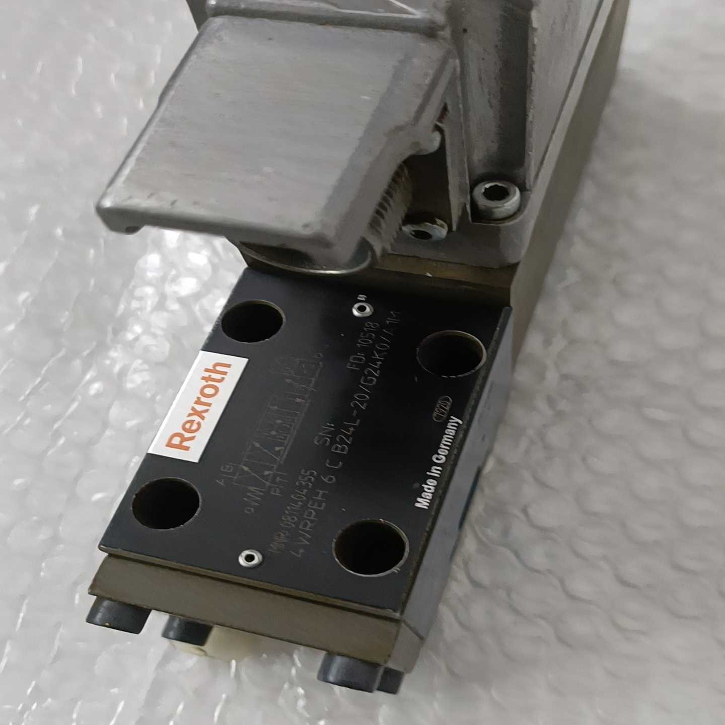 Rexroth力士乐Rexroth比例伺服阀4WRPEH6询价