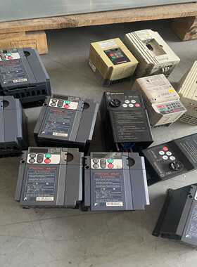 富士变频器FRN0.4E1S－4J,.实物如图，功能正常，0询价