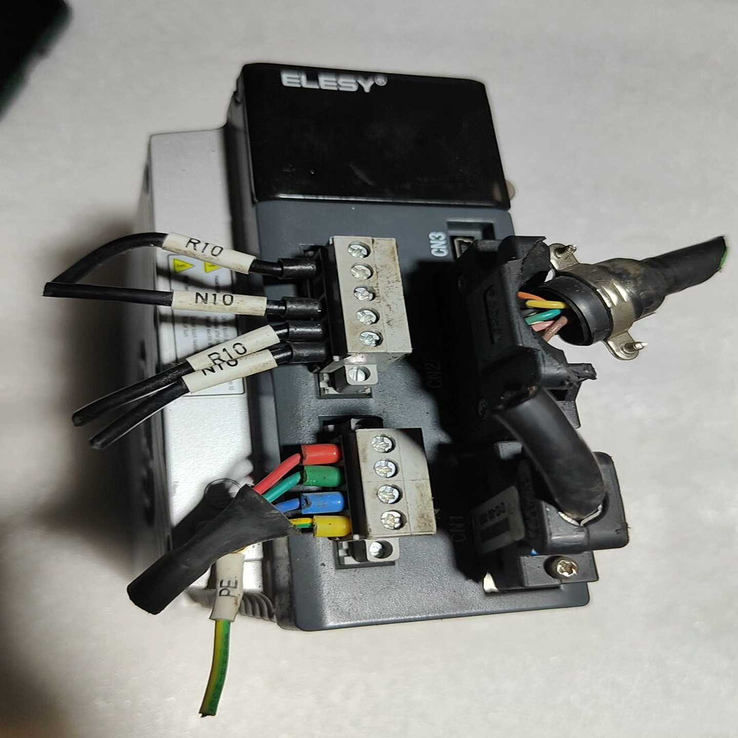 伊莱斯伺服驱动器ESDA-008AP询价