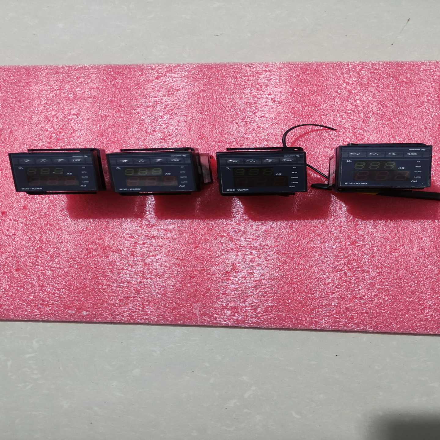 议价拆机XMTS-2CB温控表实物拍摄功能包好