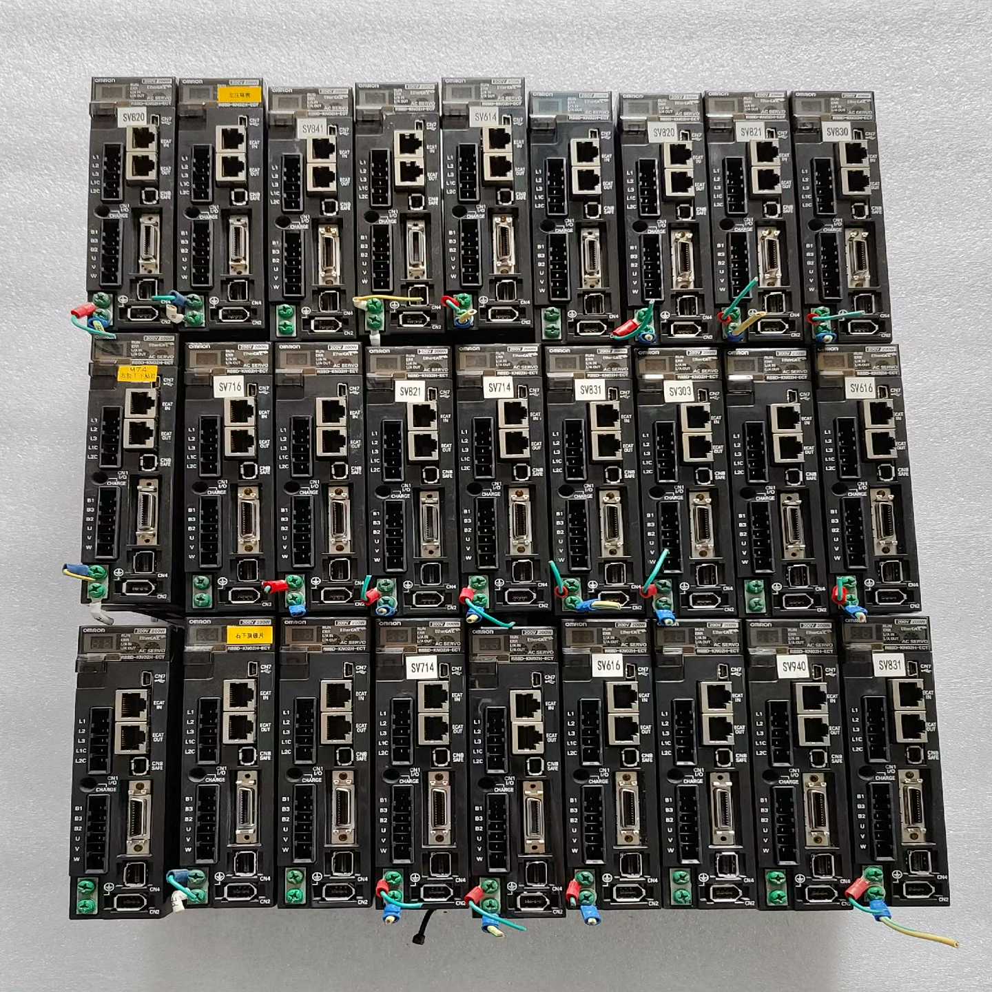 9新R88D-KN02H-ECT-Z， 200W实物拍~询价