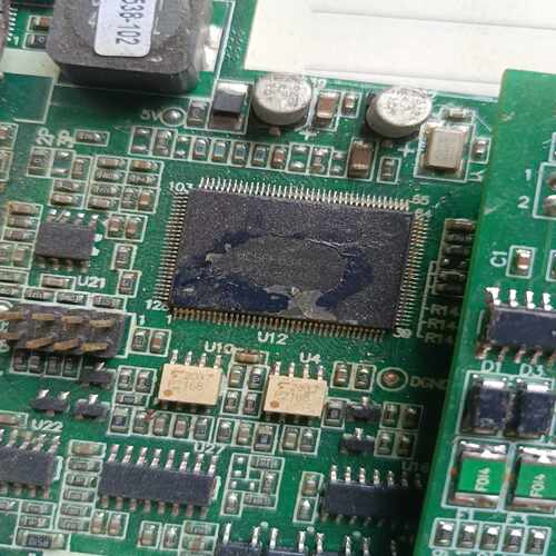 咨询-飞思卡尔MC56F8345VFGE。