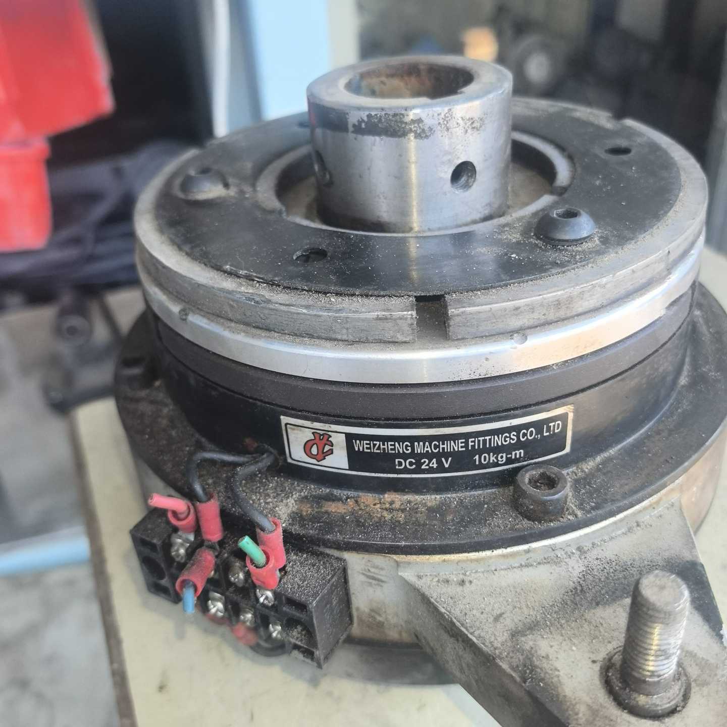 售前询价议价拆模切机磁粉离合器2个10Kg-mDC24V另一个YS