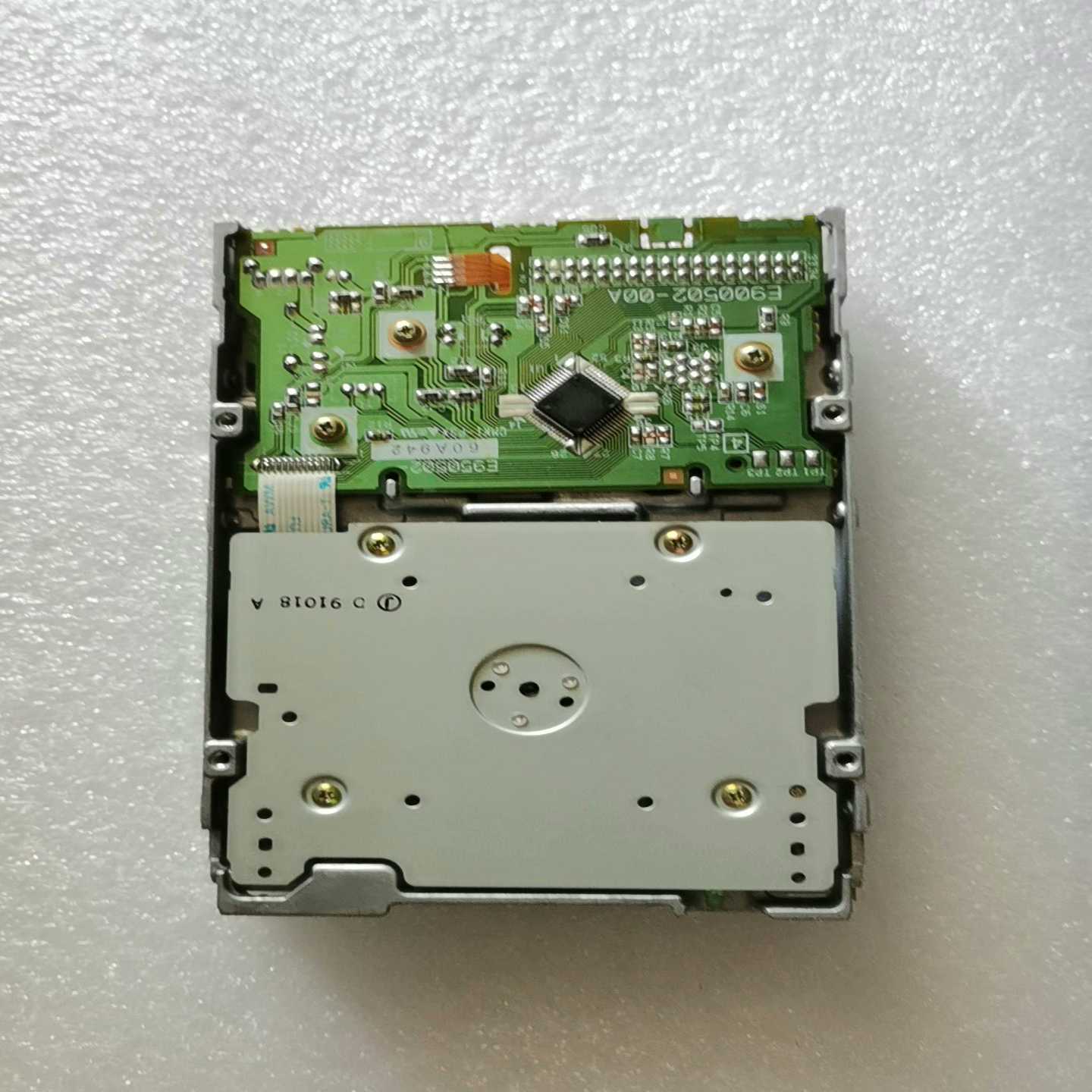 软驱 FD-235HF  E900502-00A