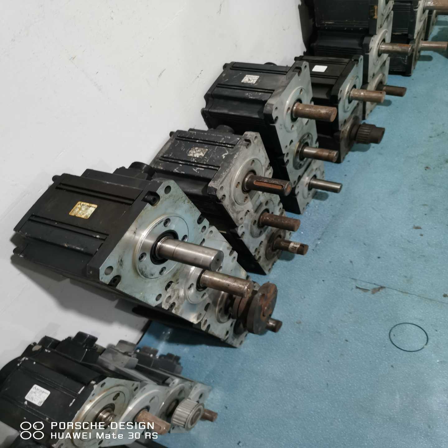 二手三菱拆机HC-SFS352HC-SFS352B--议价商品