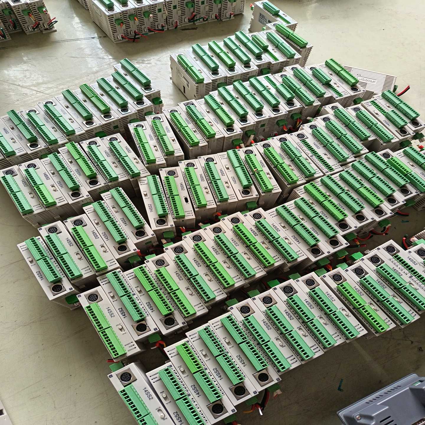 博森主机TP14SS211T，链接实拍图。成色漂亮。功能正常--议价商品