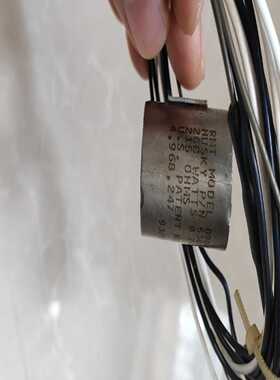 （议价）Husky赫斯基热流道，型号534233－25。一支。2