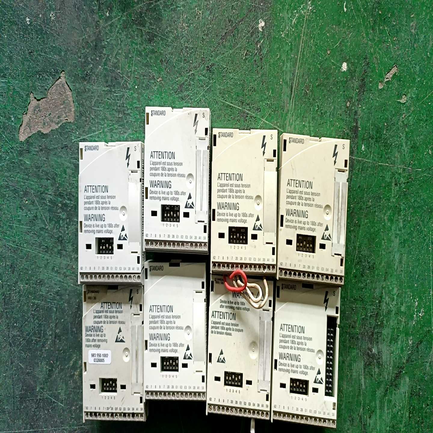 变频器IO模块IO卡成色E82ZAFS