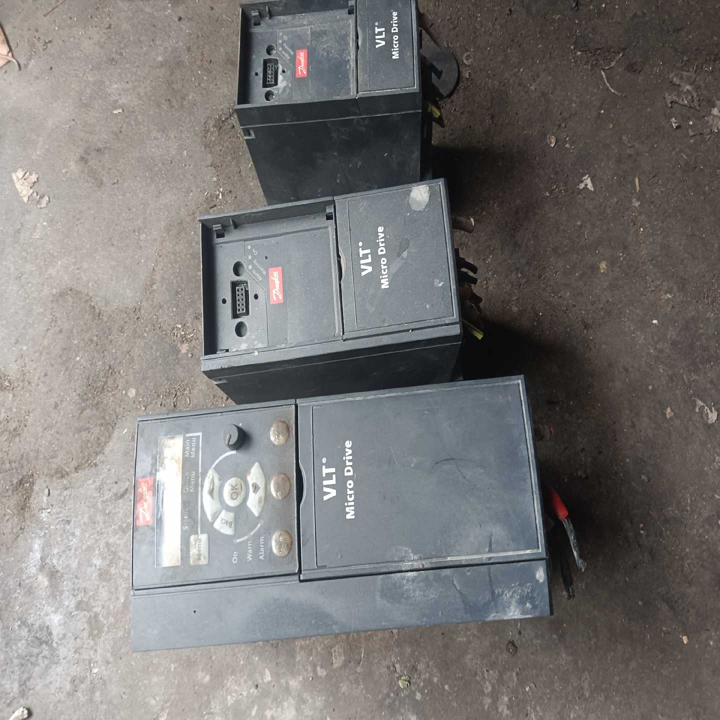 丹佛斯变频器拆机功能正常便宜出3台--议价商品