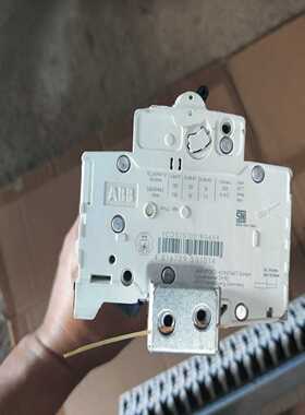 议价ABB单极S201开关其中6个C63A，23个C40A，拆机