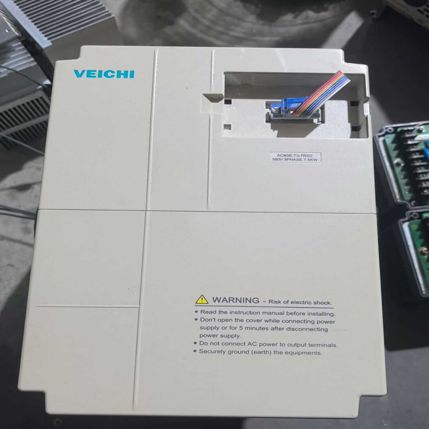 AC80B-T3-7R5G伟创变频器