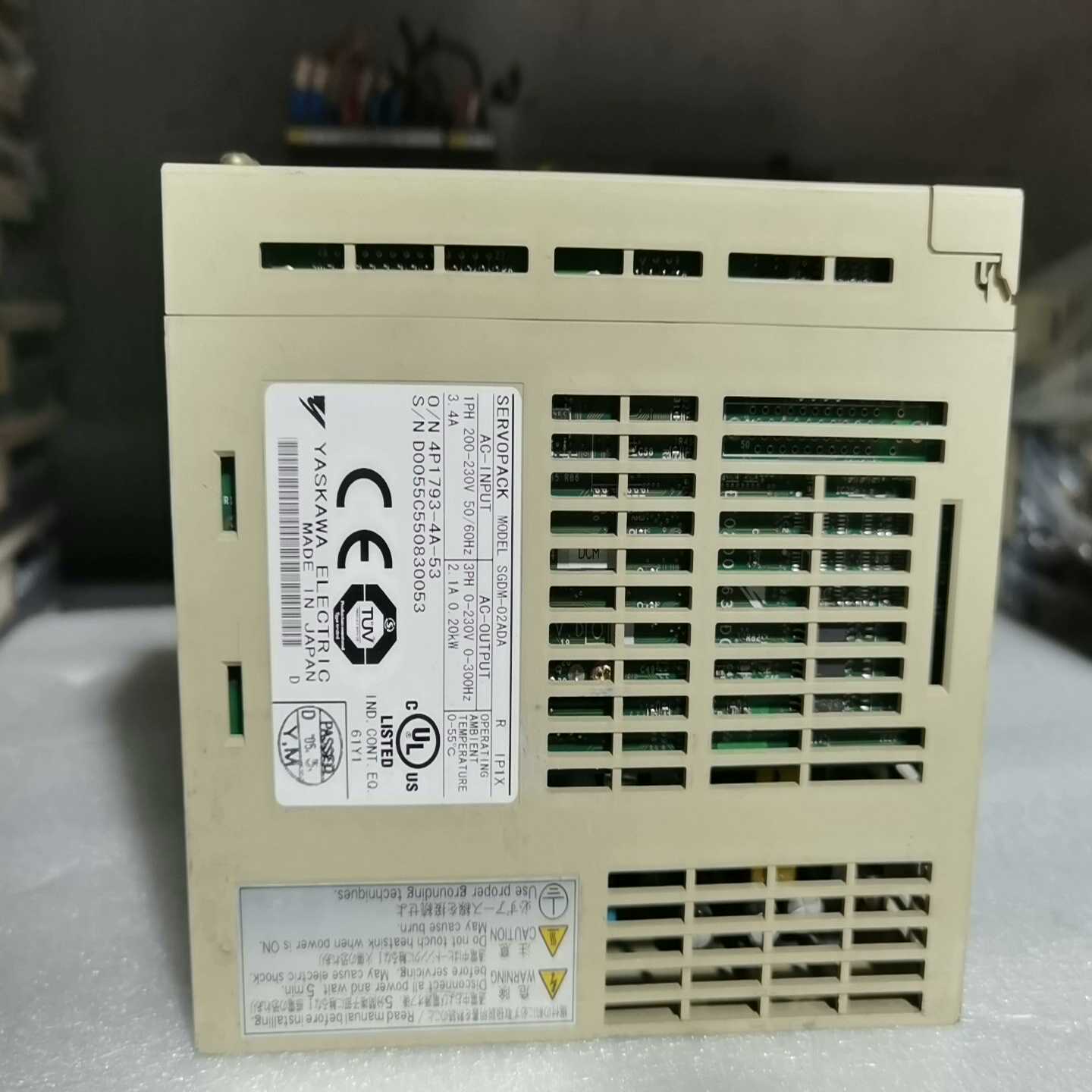 YASKAWA安川SGDM-02ADA议价询价